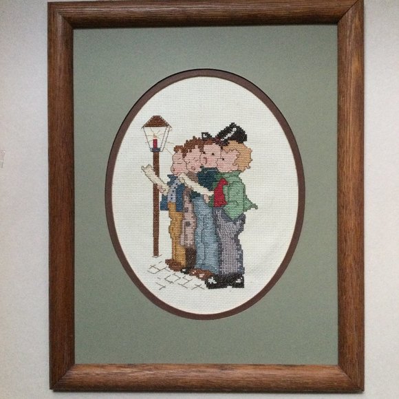 Cross stitch picture wooden frame children singing - Picture 1 of 3